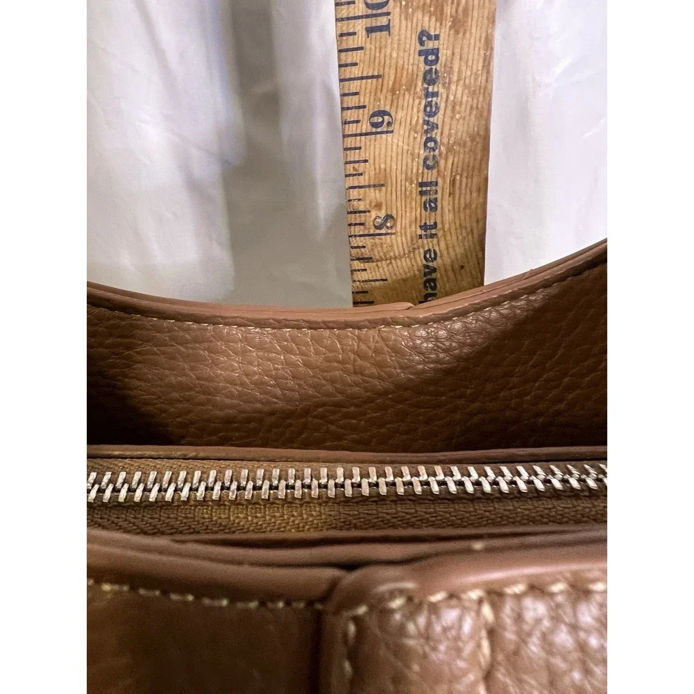 Hobo Bag Purse Brown Pebbled‎ Leather Inside Pockets Locket